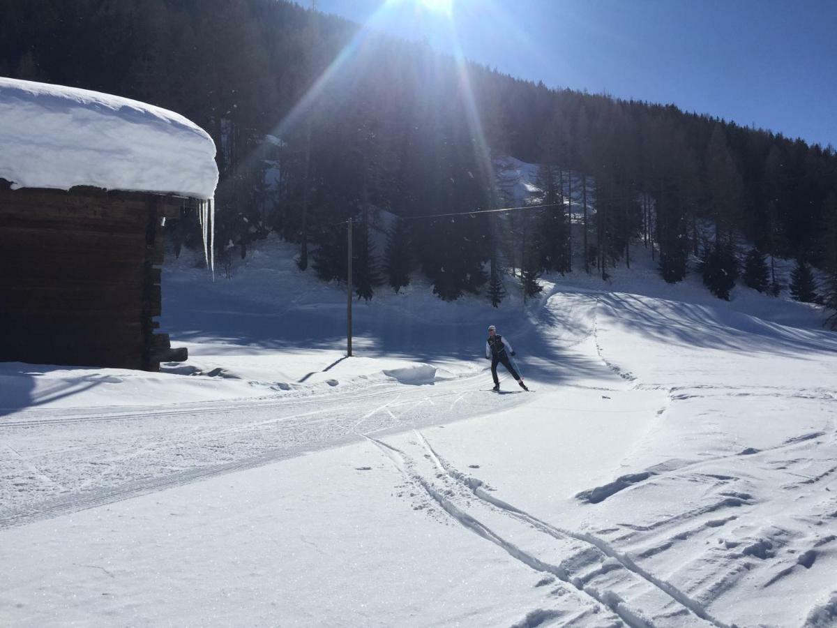 Appartamento 6 Dorfstrasse Oberwald Esterno foto